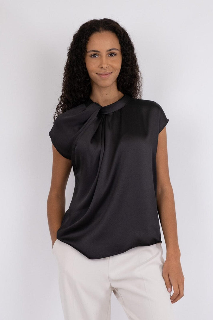 Neo Noir - Fleur Drapy Satin Blouse - 100 Black