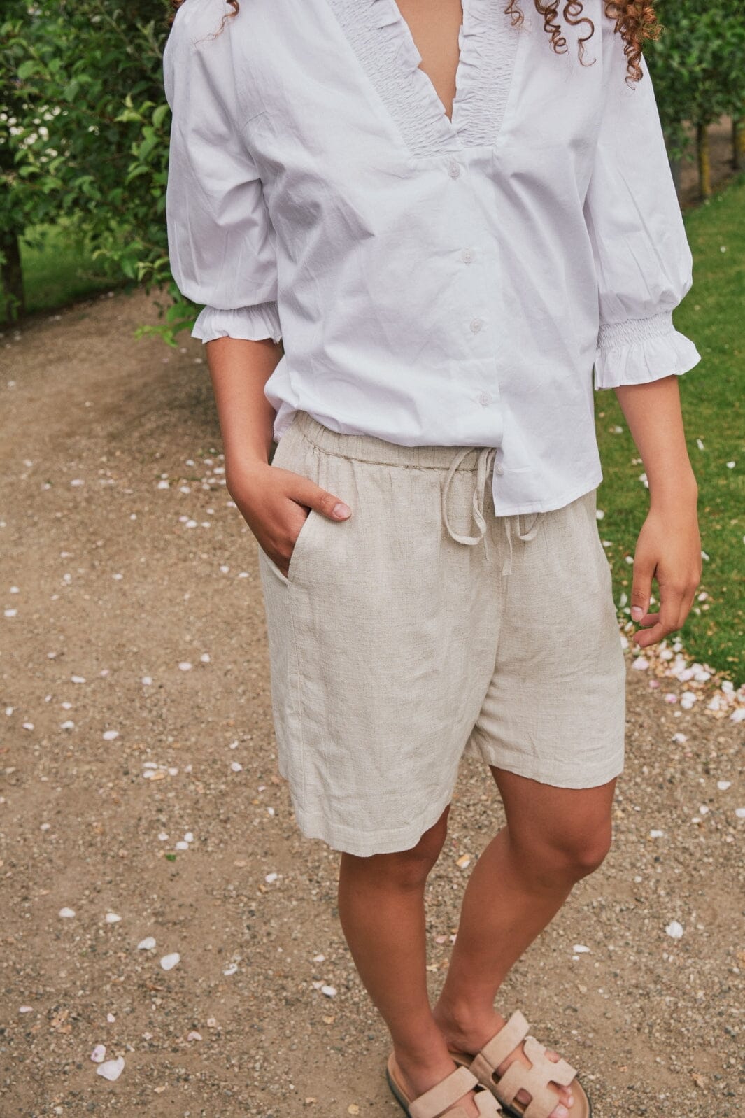 Neo Noir - Santo Soft Linen Shorts - Natural