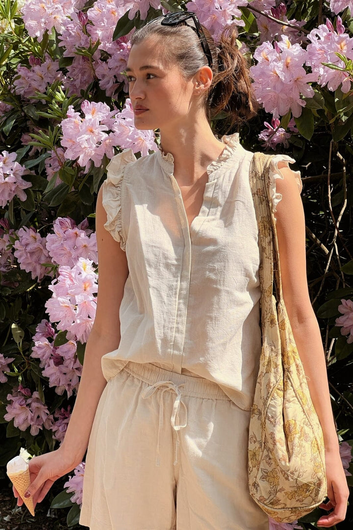 Neo Noir - Shea Linen Shorts - Sand