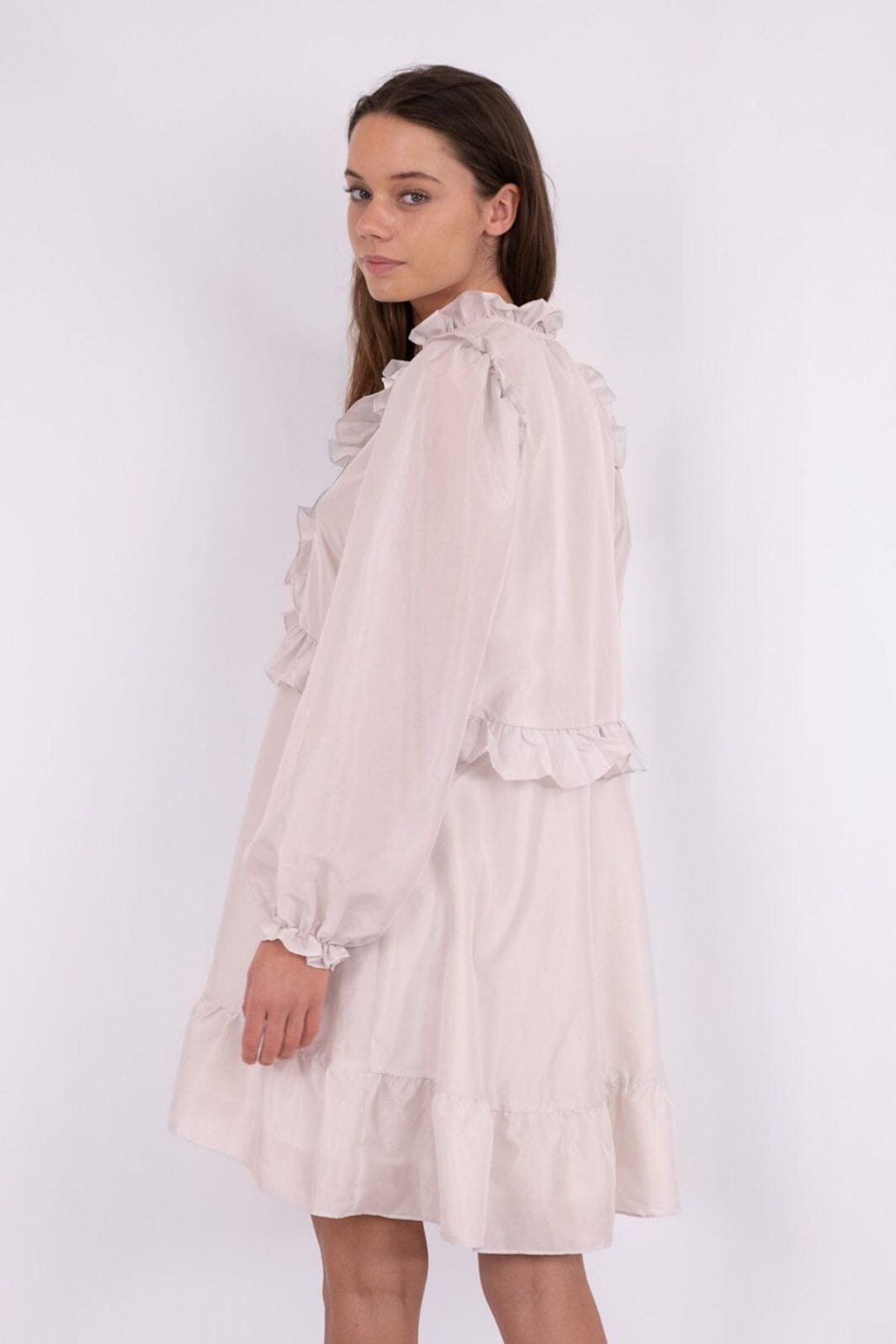 Neo Noir - Zinka Solid Dress - Ivory