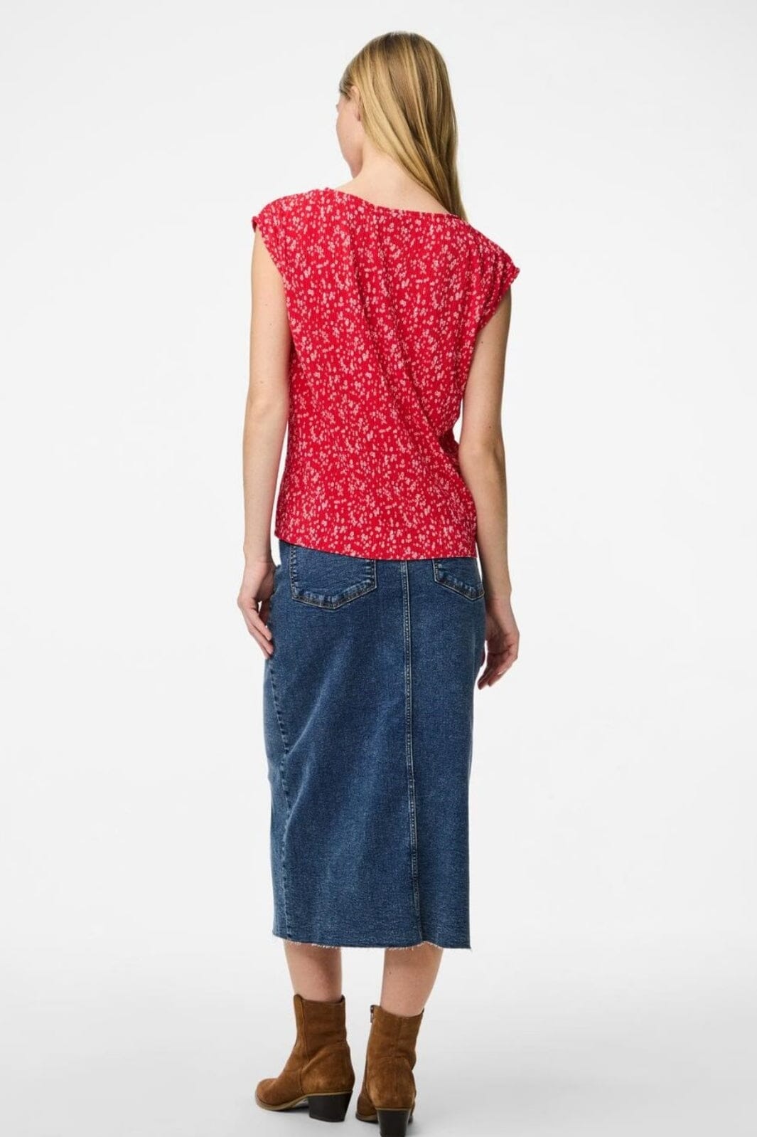 Forudbestilling - Pieces - Pcflora Ss V-Neck Top - 4699179 Lollipop Small Flower