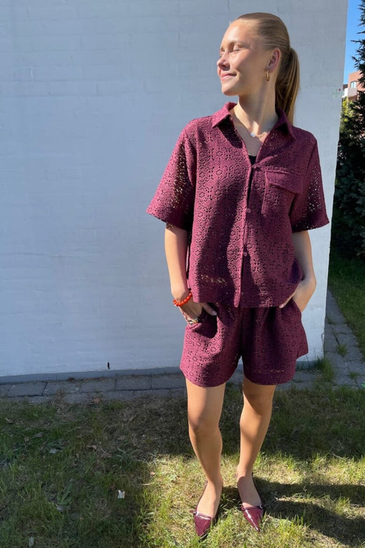 Sisters Point - Elsia-Sho 18591 - 516 - D. Bordeaux