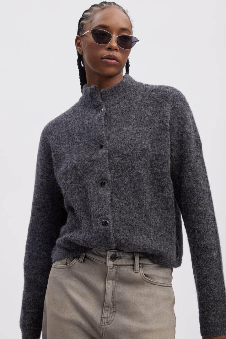 Gestuz - Alphagz Short Cardigan - 106286 Charcoal Melange