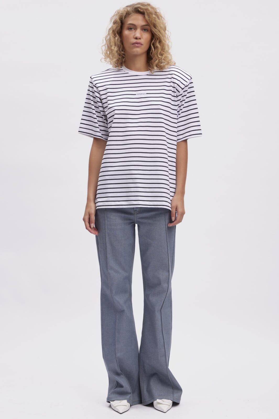 Gestuz - Samurillygz Striped Tee - 106159 White Black Stripe