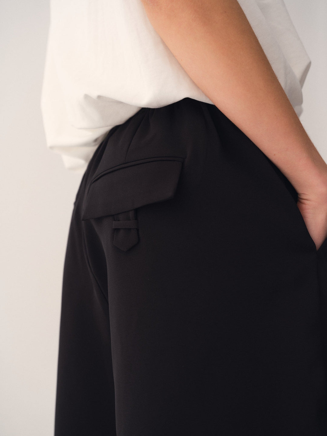 Gossia - Louisago Shorts G2444 - Black Shorts 