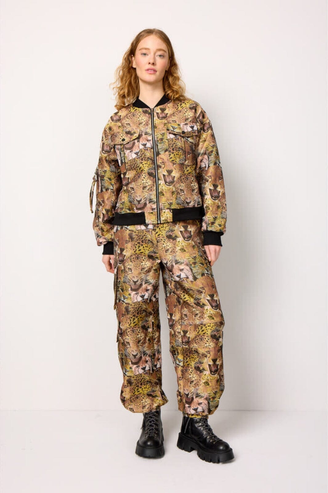 Hunkøn - Carol Cargo Pants - Tiger Printed