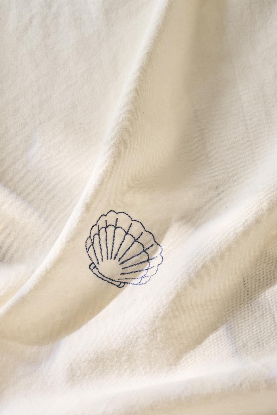 Ib Laursen - Dug Atlantis kvadratisk m/hummere, krabber og muslinger butter cream - Bomuld, Polyester - 63015-82