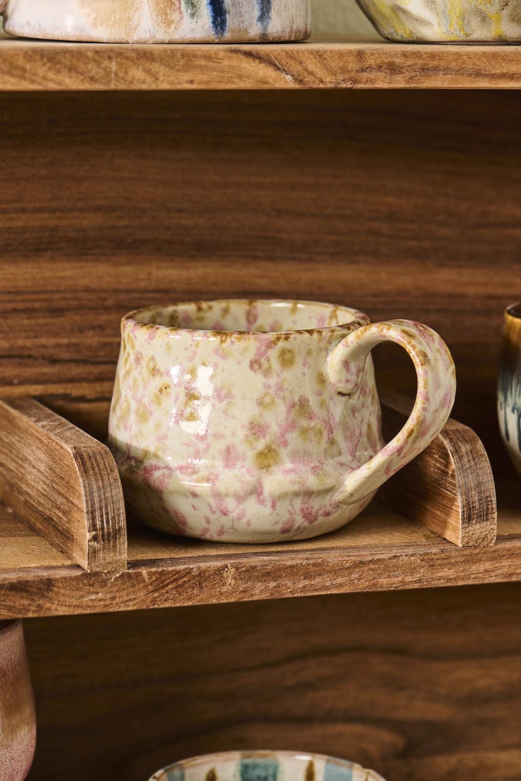 Ib Laursen - Krus m/hank Kalmar rosa og brunt farvespil - Stentøj - 24019-00