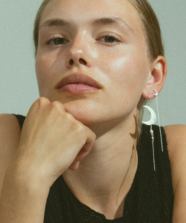 Jane Kønig - Half Moon Chain Stud Left - Silver
