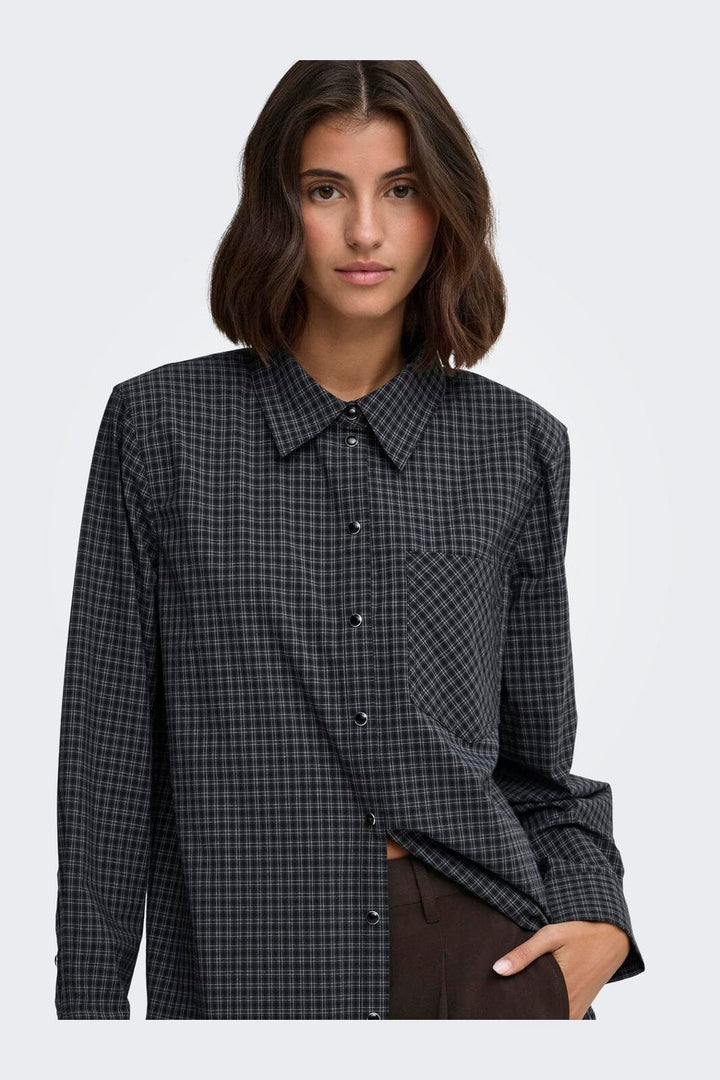 JDY - Jdylou L/S Shoulderpad Shirt - 5130716 Ebony Black & Cloud Dancer