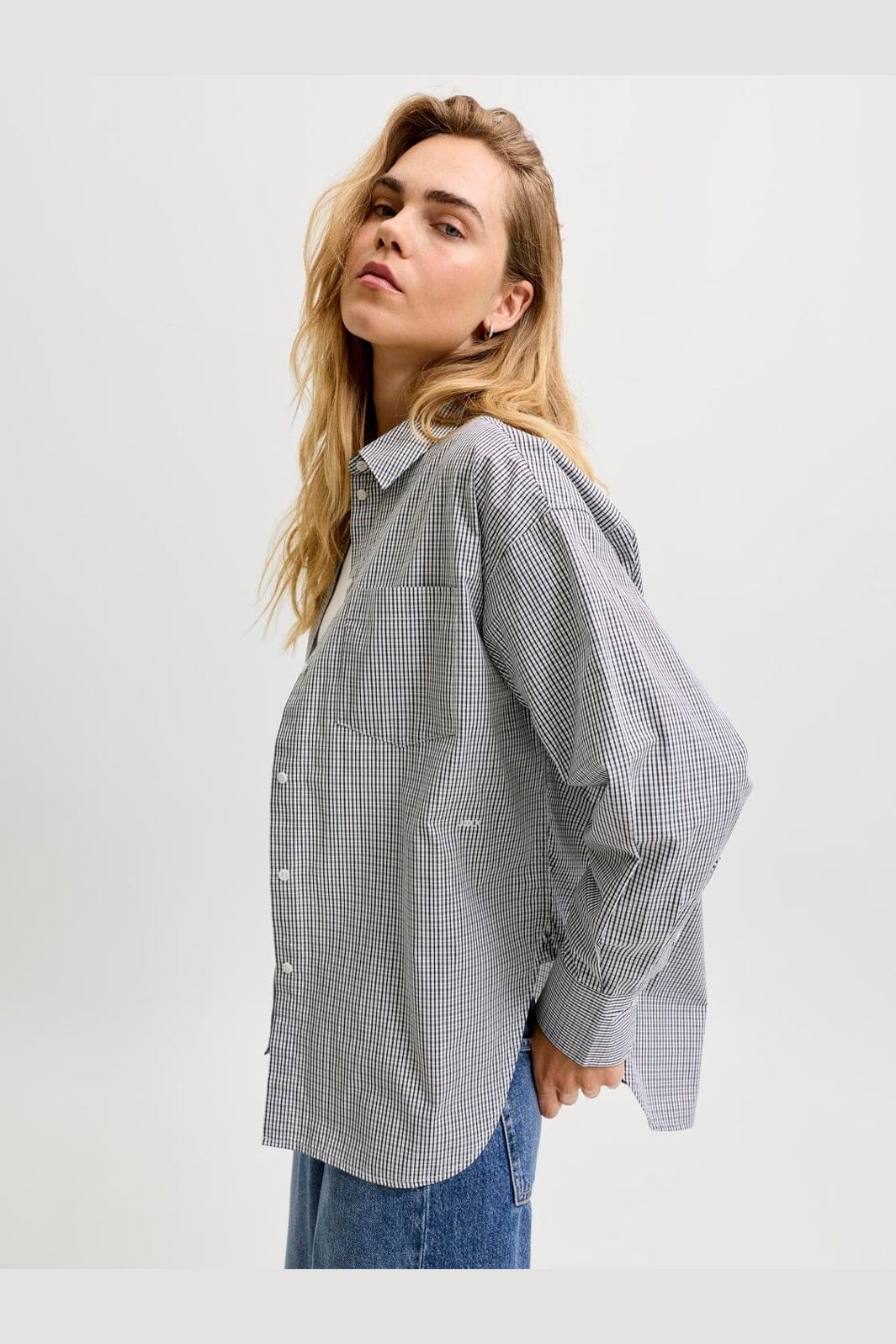 Jjxx - Jxjamie Ls Relaxed Poplin Shirt - 5040518 Demitasse Black/ White
