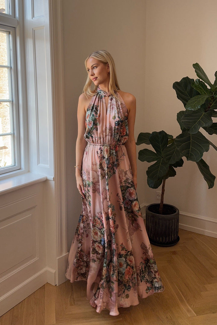 Karmamia - Ava Maxi Dress 2186 - Daisy Pink Kjoler 