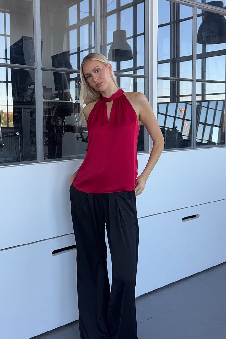 Karmamia - Ava Top 2289 - Semi Rich Deep Red Toppe 