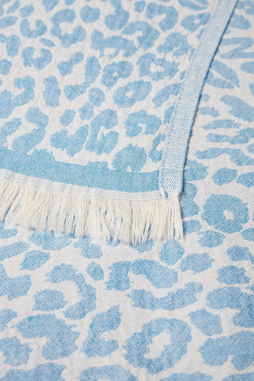 Lala Berlin - Beach Blanket Benice 10021048 - Blue Leo Håndklæder 