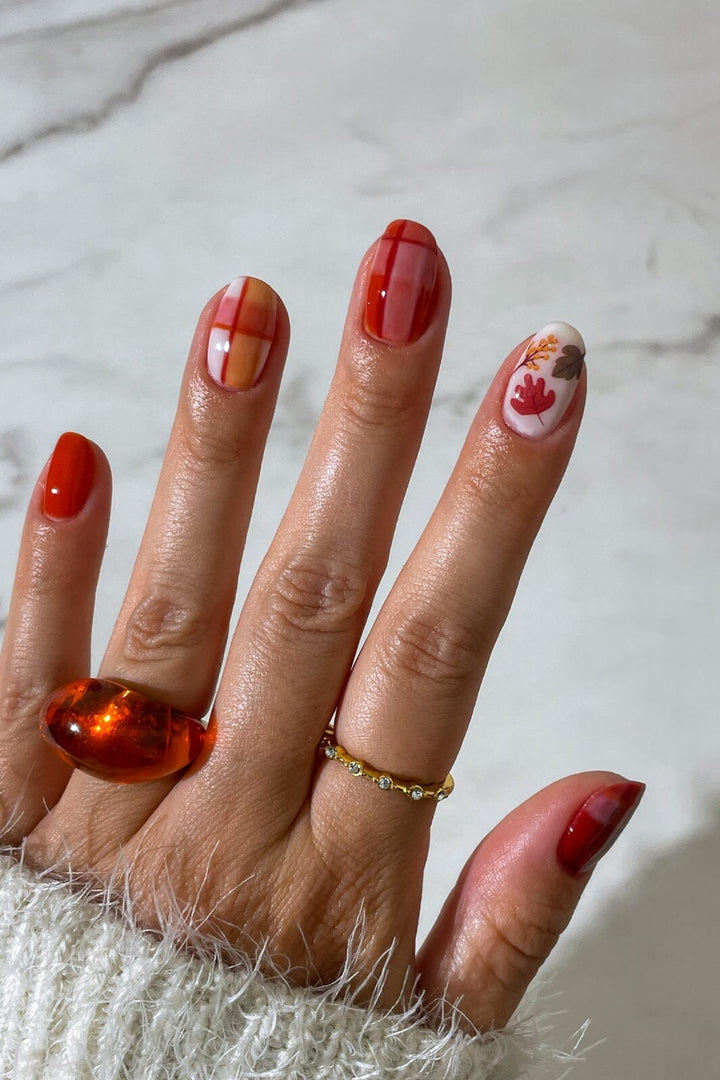 Le Mini Macaron - Mini Nail Art NA025 - Très Cozy