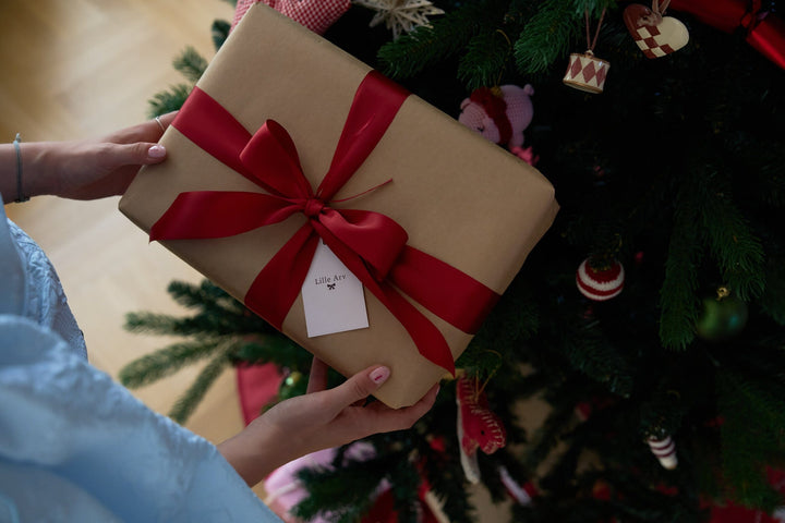Lille Arv - Hæklet Julekugle Cone - Rød/Guld 
