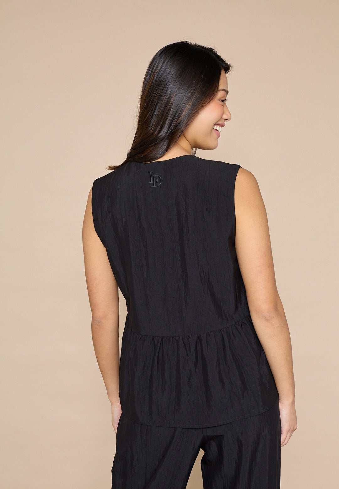 Love & Divine - Love1478 19518 - 000 - Black Toppe 