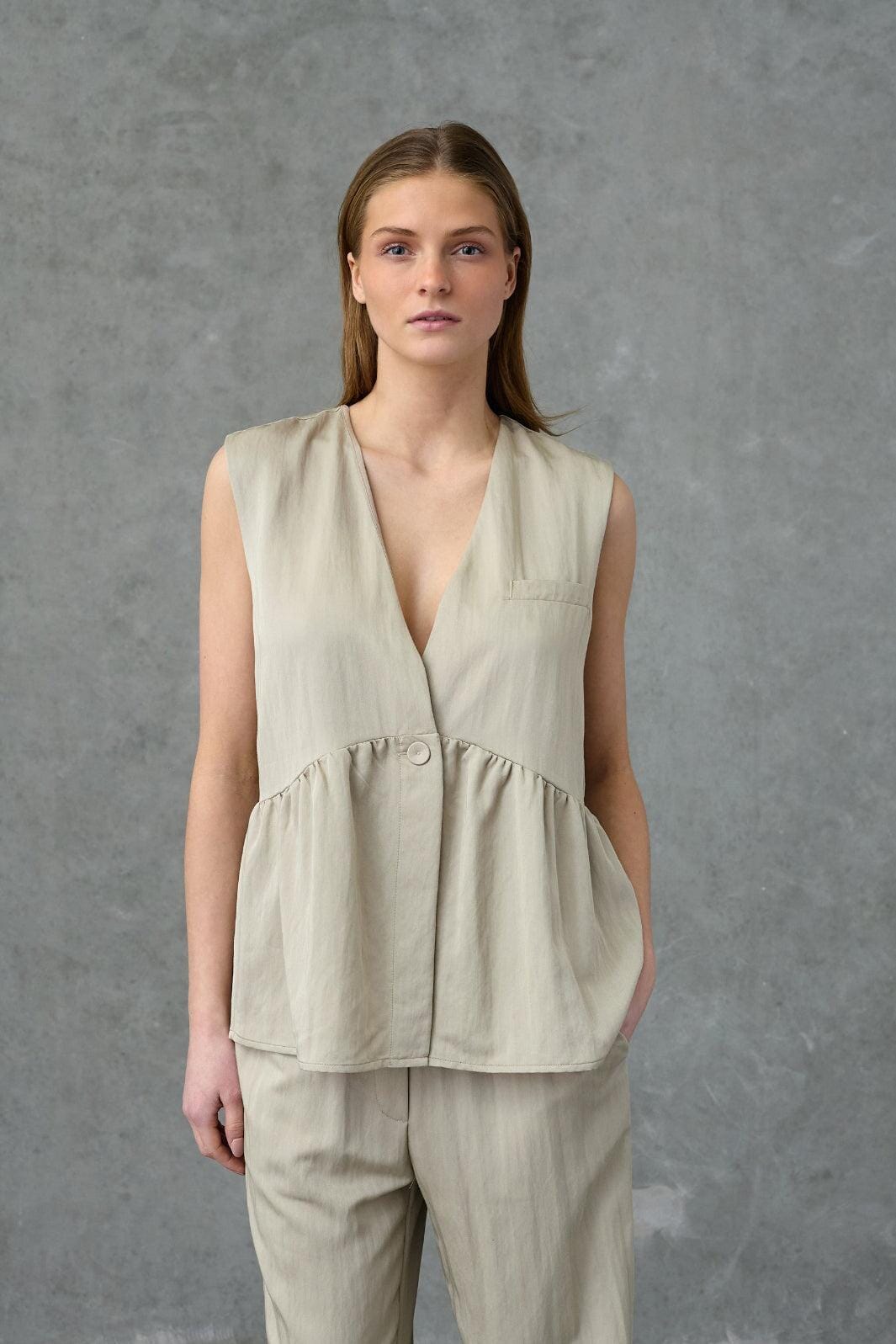 Love & Divine - Love1478 19518 - 206 - Sandstone Toppe 