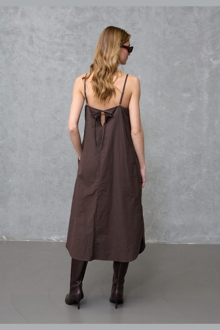 Love & Divine - Love1542 19854 - 222 - D. Chocolate