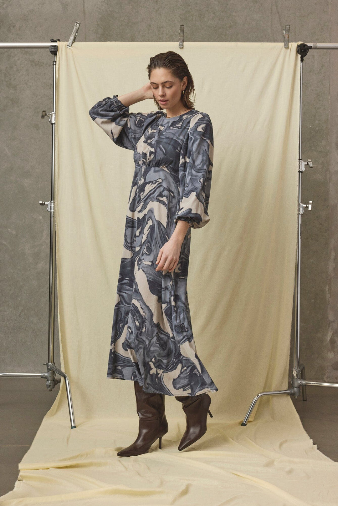 Love & Divine - Love1552 19891 - 800 - Blue Wave Kjoler 