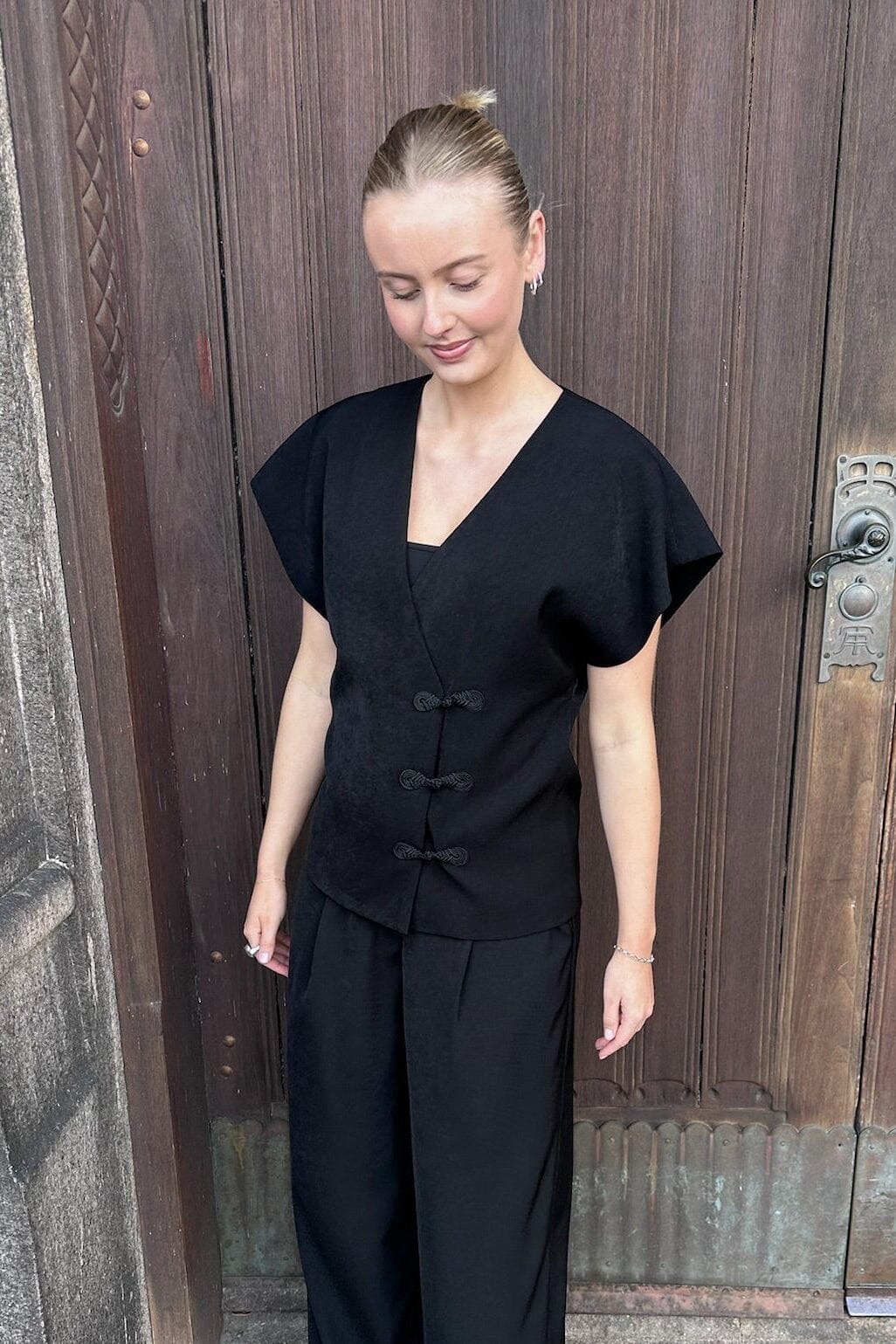 Love & Divine - Love1632 20241 - 000 - Black Veste 