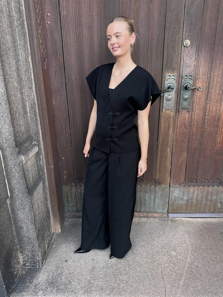 Love & Divine - Love1632 20241 - 000 - Black Veste 