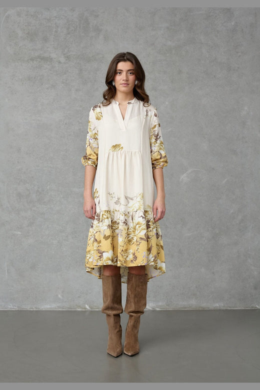 Love & Divine - Love958-10 19855 - 813 - Yellow/Brown Flower