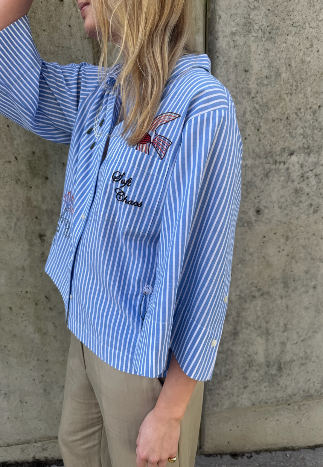 Love & Divine - Love1562 19934 - 401 - Blue Stripe