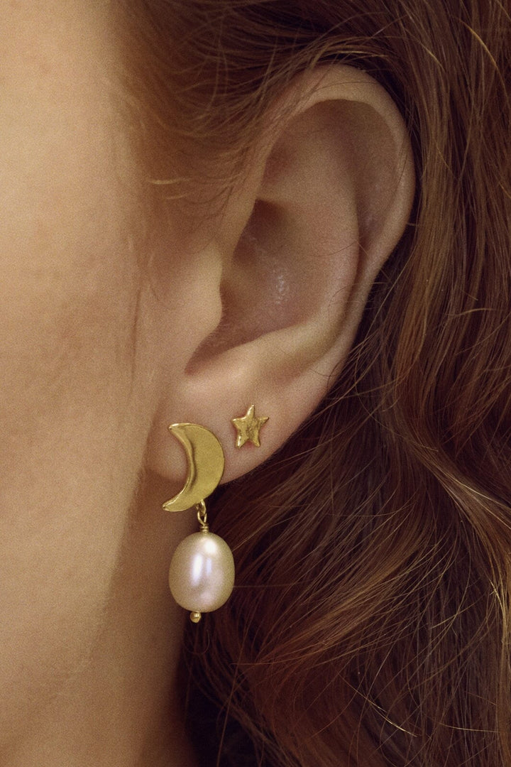 Maanesten - Twinkle Earrings 9941a - 18 Ct Gold Plated 925 Sterling Silver