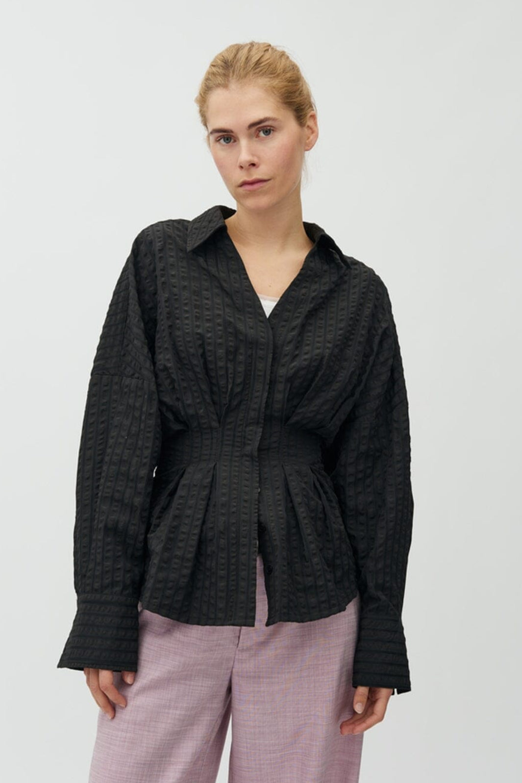 MbyM - Isidor-M 64711221 - V99 - Black Stripe