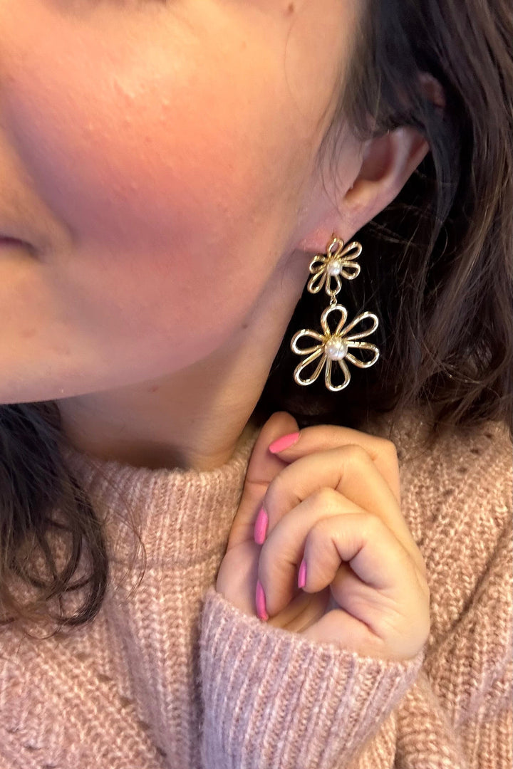Mellow Moon - Dangling Earrings Bme19520980 - White