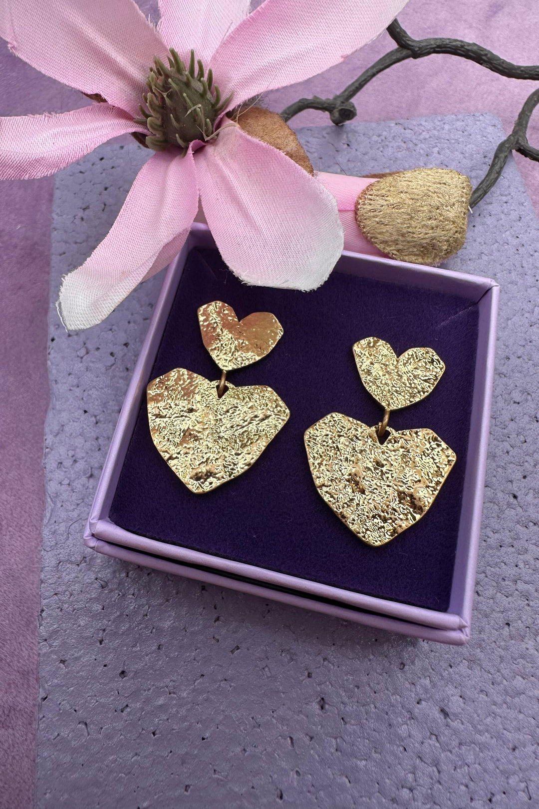 Mellow Moon - Heart On Heart Earring - Forgyldt