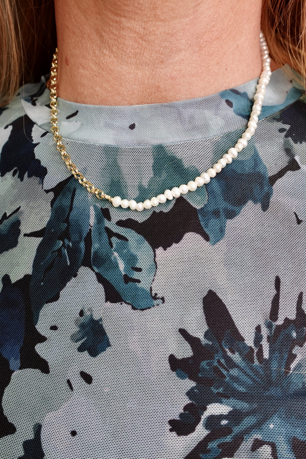 Mellow Moon - Perlehalskæde Med Shell - Forgyldt