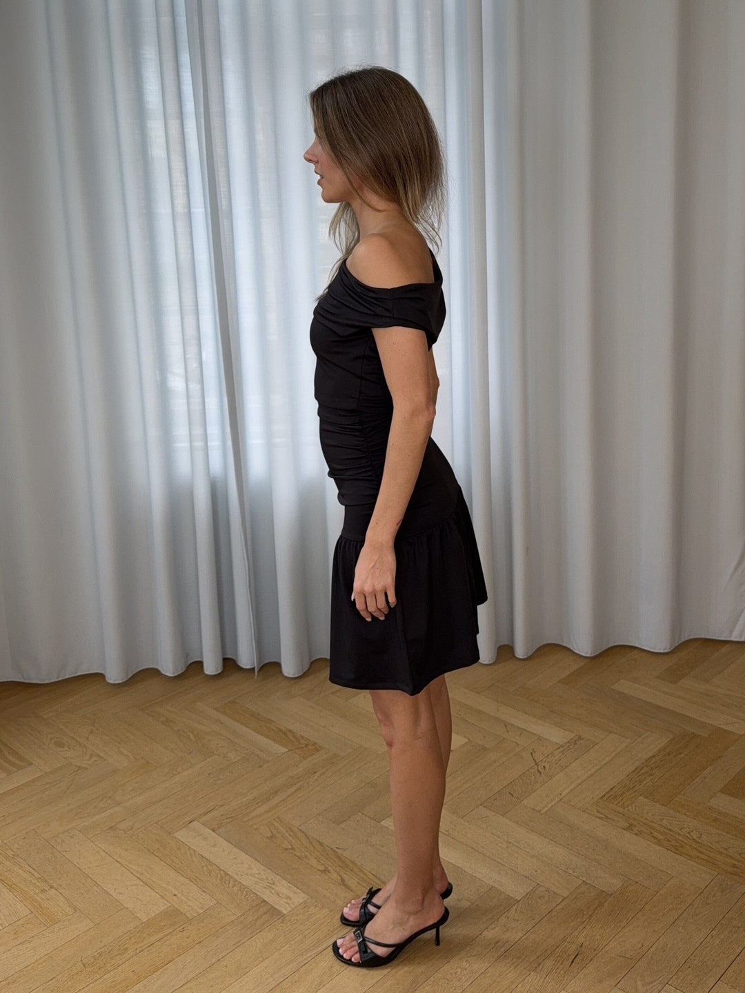 Modström - Himamd Flare Dress 59453 - 7090 - Black Kjoler 