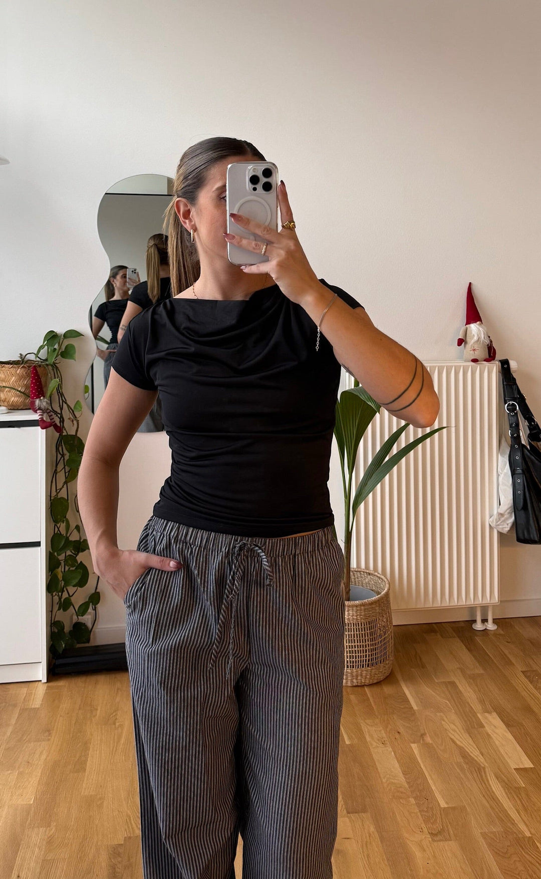 Modström - Valentinmd Stripe Pants 59000 - 11187 - Washed Black Stripe Bukser 