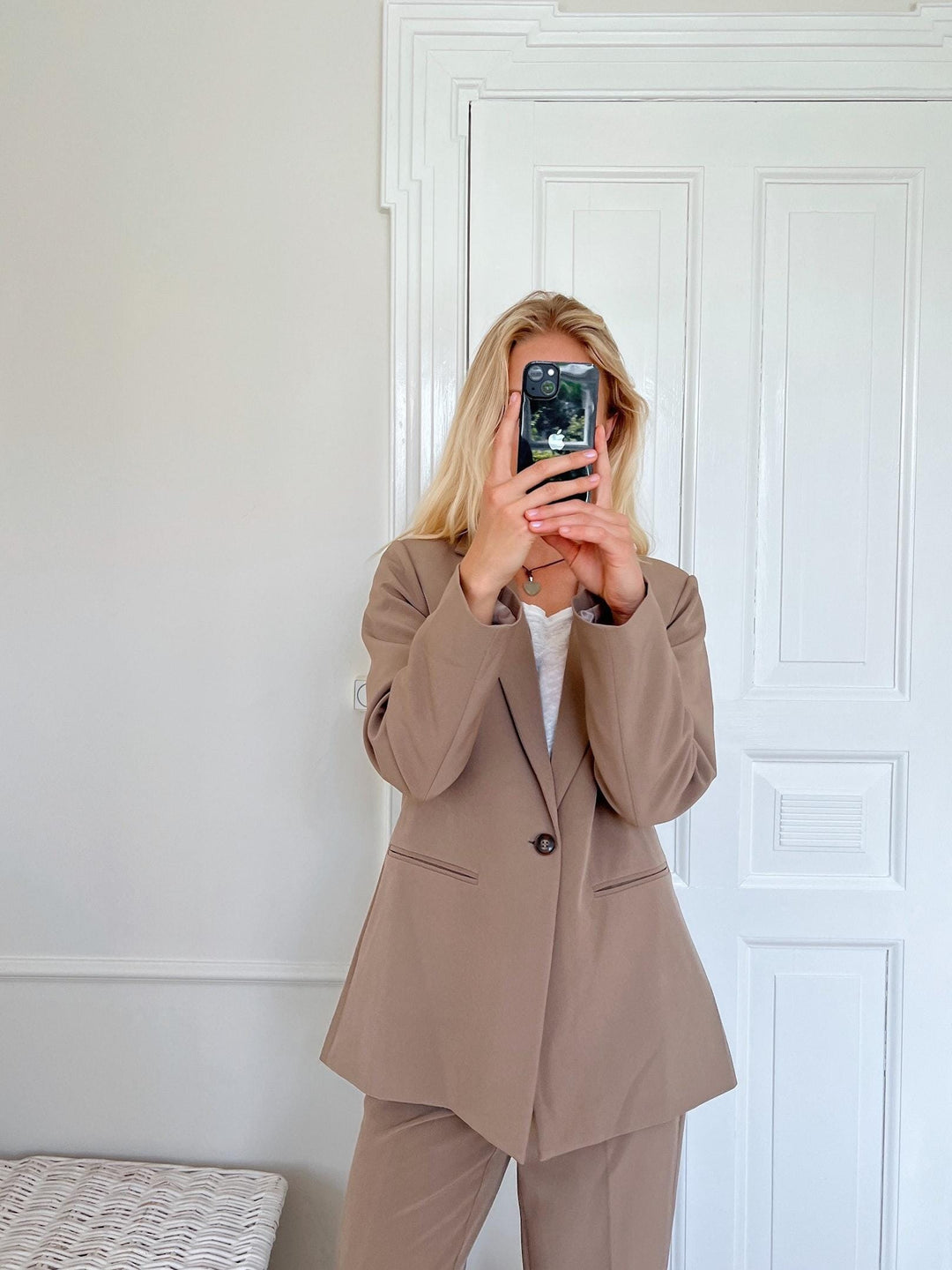 Neo Noir - Avery Suit Blazer - Dusty Brown