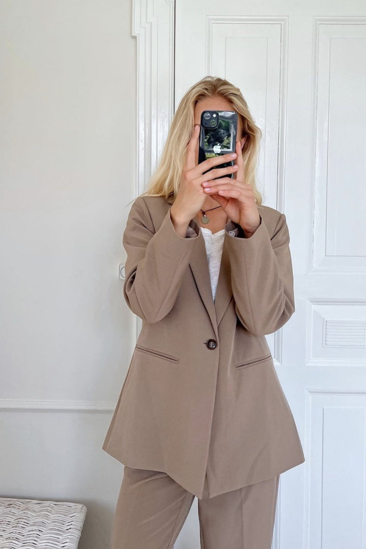 Neo Noir - Avery Suit Blazer - Dusty Brown