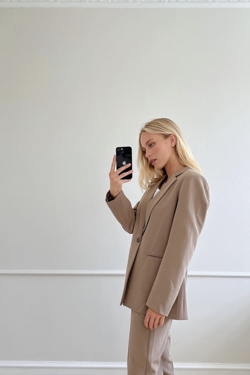 Neo Noir - Avery Suit Blazer - Dusty Brown