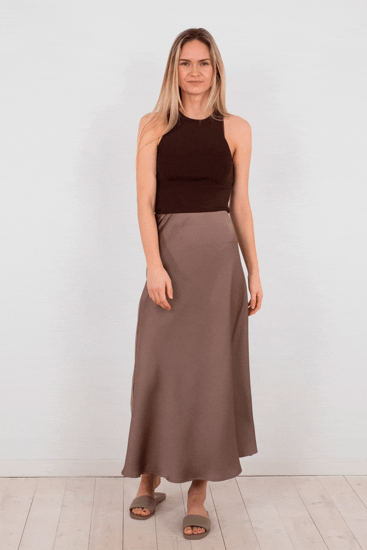 Neo Noir - Bovary Crepe Satin Skirt - Dusty Brown