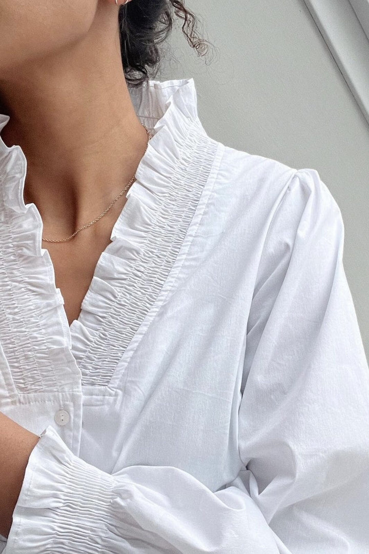 Neo Noir - Brielle Solid Shirt - White