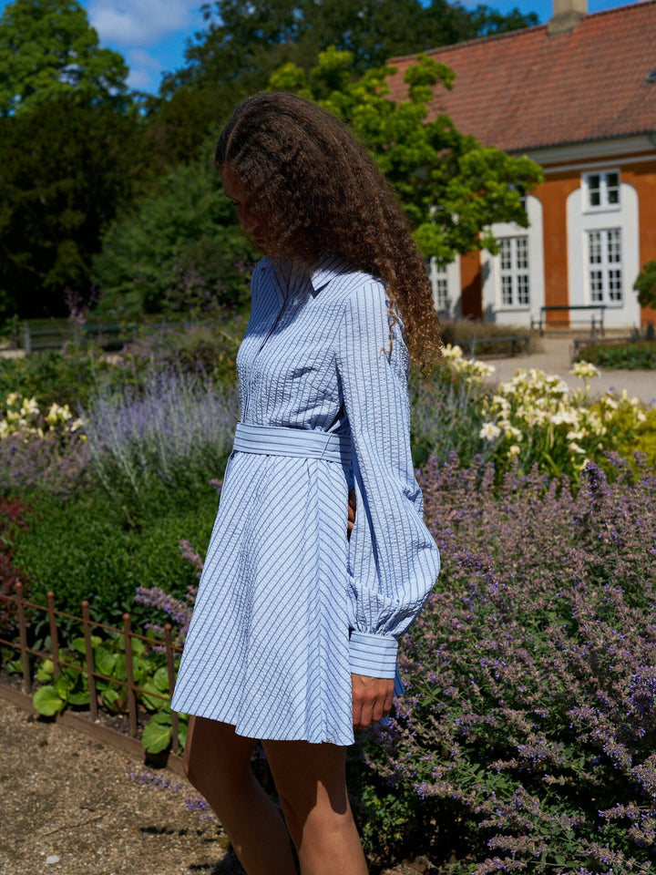 Neo Noir - Felice Striped Crepe Dress 169199 - 140 - Blue Kjoler 