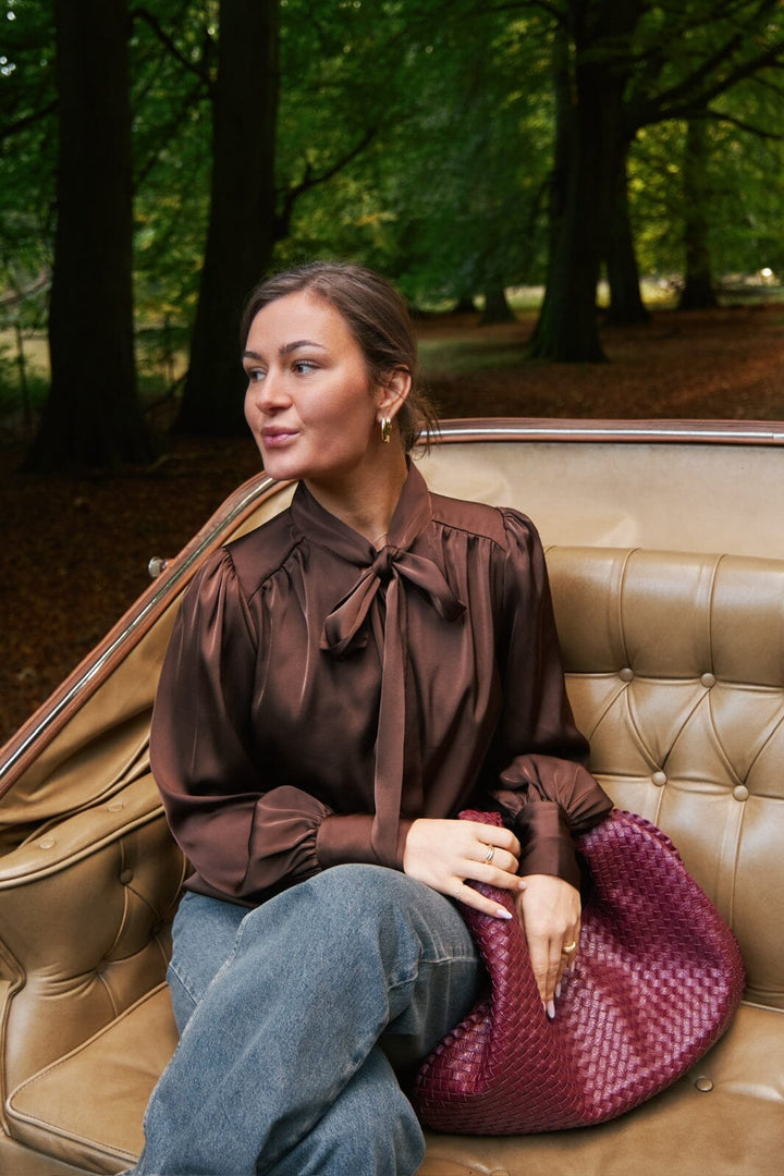 Neo Noir - Jaz Bow Blouse - Brown