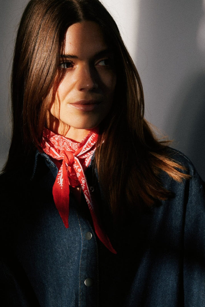 Neo Noir - Kinessa Paisley Scarf 164346 - 160 - Red