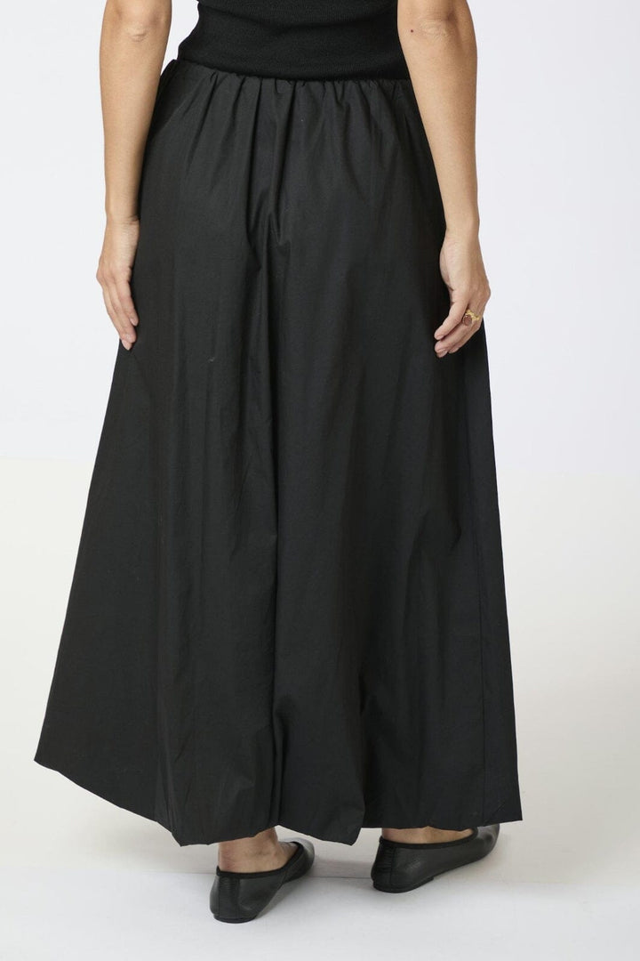 Neo Noir - Ober Long Balloon Skirt - Black