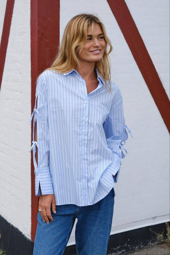 Neo Noir - Selini Multi Stripe Shirt 165889 - 145 - Light Blue Skjorter 