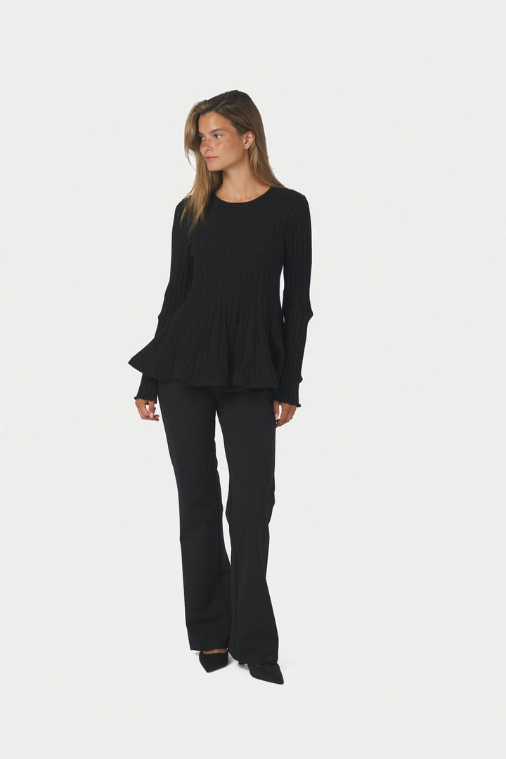 Neo Noir - Wallina Peplum Knit Blouse 170589 - 100 - Black