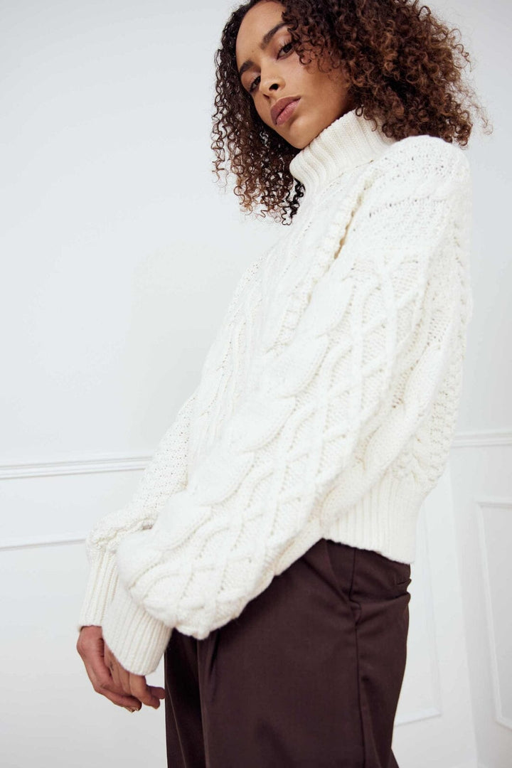 Noella - Lael Knit 13760002 - 974 - Ivory Strikbluser 