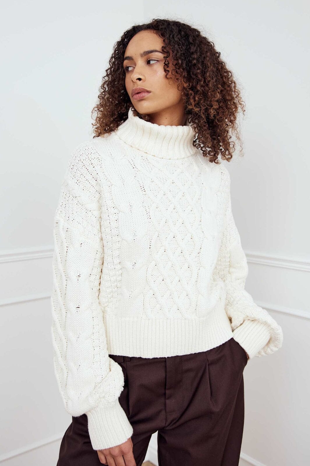 Noella - Lael Knit 13760002 - 974 - Ivory Strikbluser 
