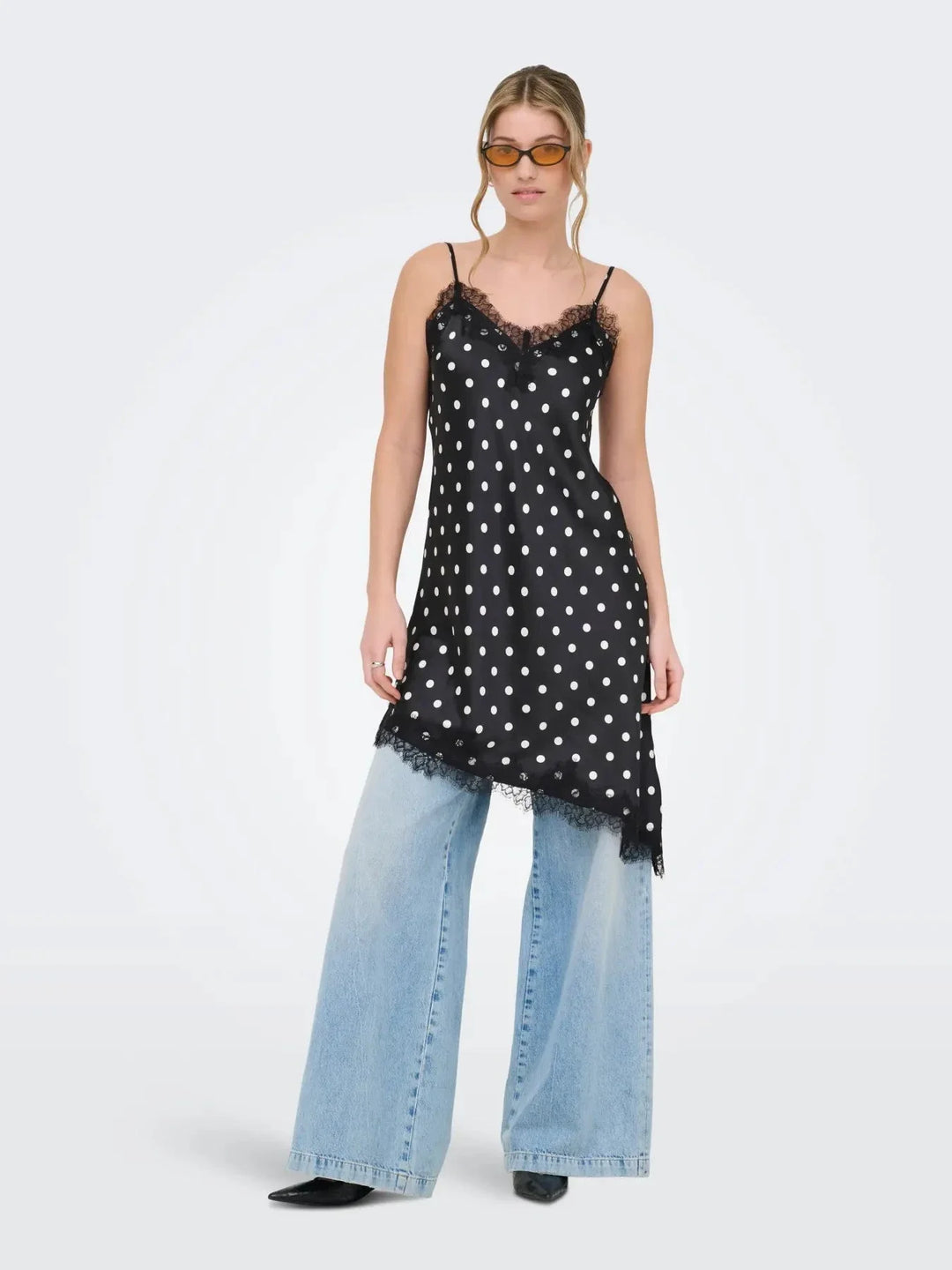 Only - Onlbella Strap Satin Lace Dress - 5126133 Black White Dot And Black Lace Kjoler 