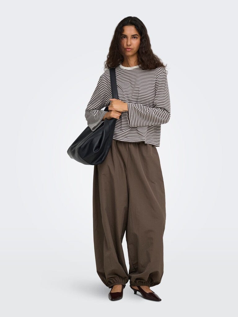 Only - Onlfreja Stripe L/S Wide Sleeve - 5082168 Coffee Bean Cloud Dancer (Mel) Bluser 
